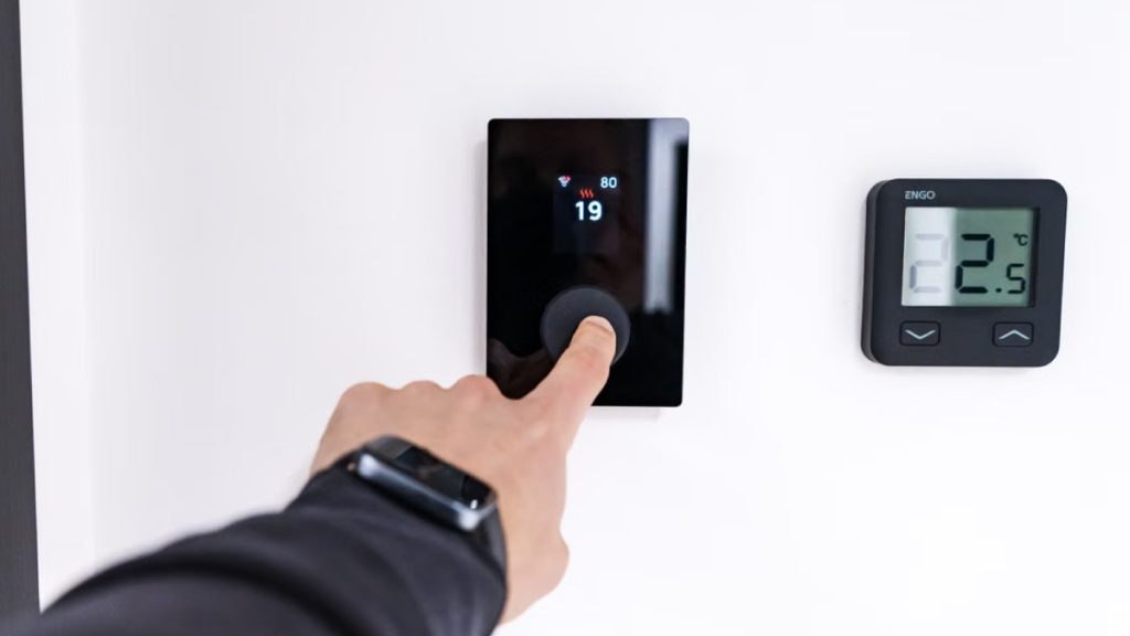 How-To-Set,-Troubleshoot,-And-Upgrade-Your-Thermostat